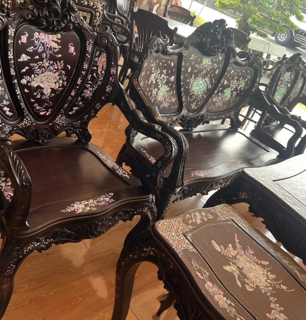 Bộ Louis 9 món, cẩn ốc Singapore